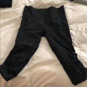 Lululemon Ebb to Street crop